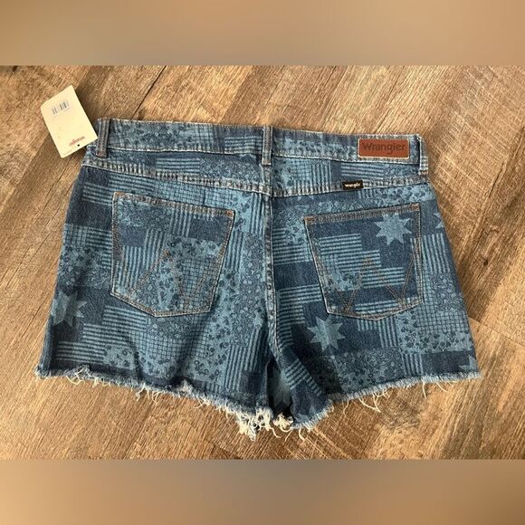 Wrangler Mid-Rise Vintage Short- Size 12 - Picture 2 of 9